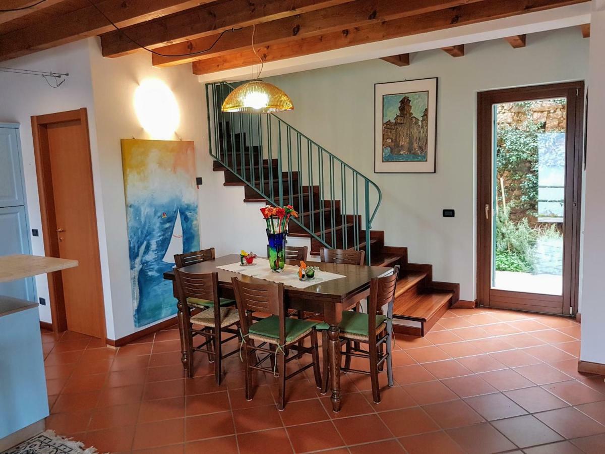 Casa Pina Casa vacanze Castelletto Di Brenzone